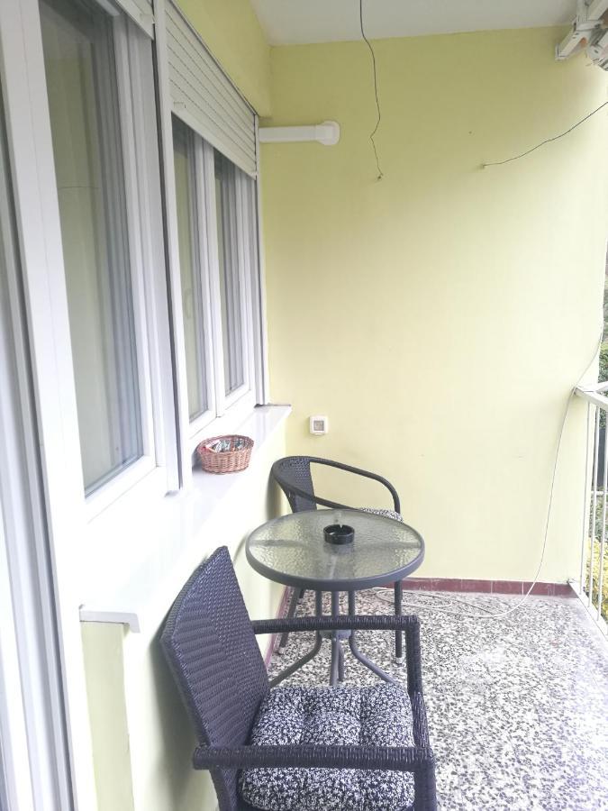 Pretty Big Double Bed Room With Balcony Split Dış mekan fotoğraf
