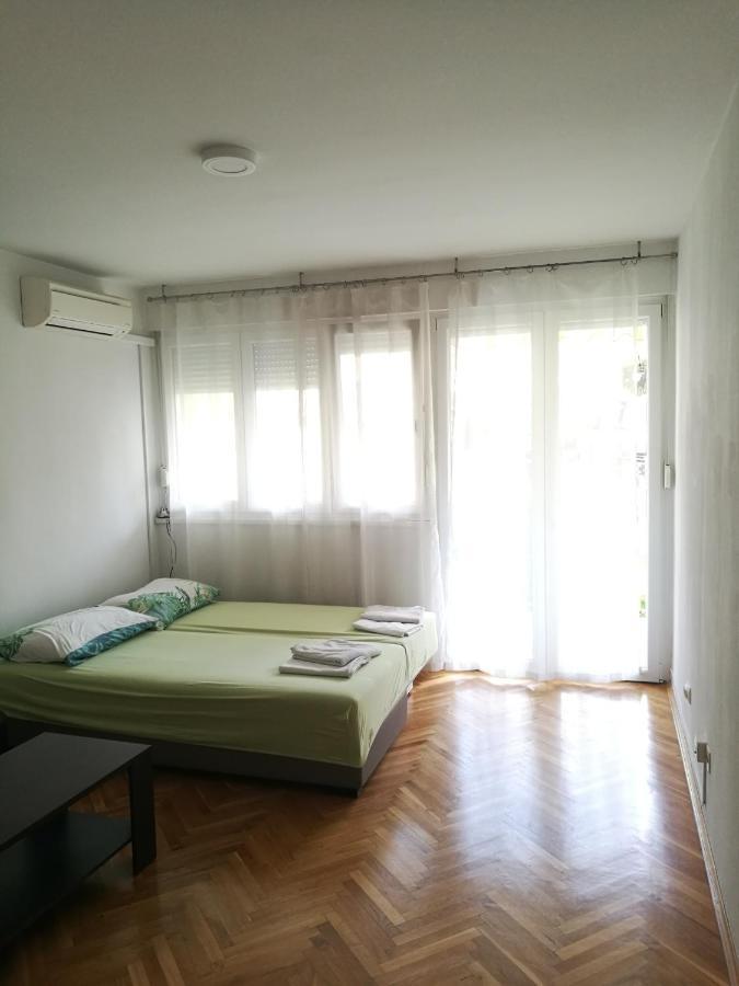Pretty Big Double Bed Room With Balcony Split Dış mekan fotoğraf