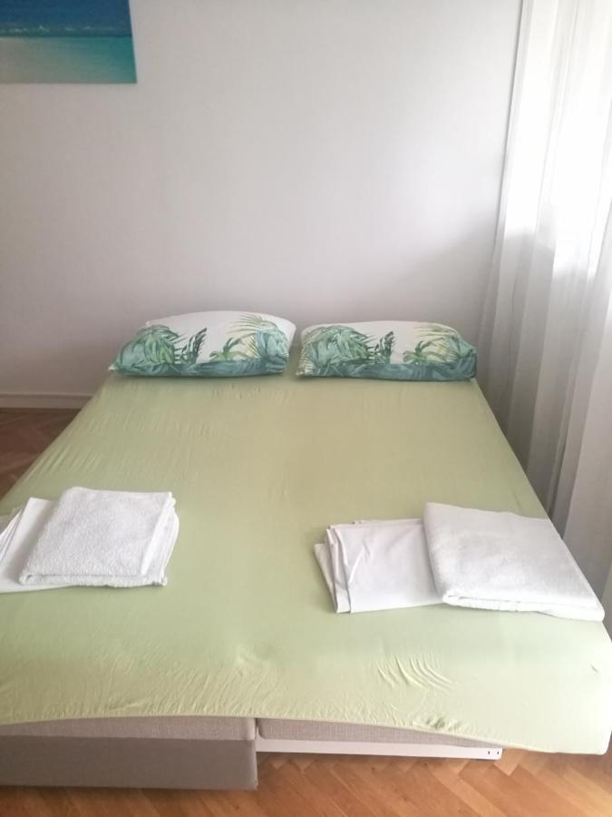 Pretty Big Double Bed Room With Balcony Split Dış mekan fotoğraf