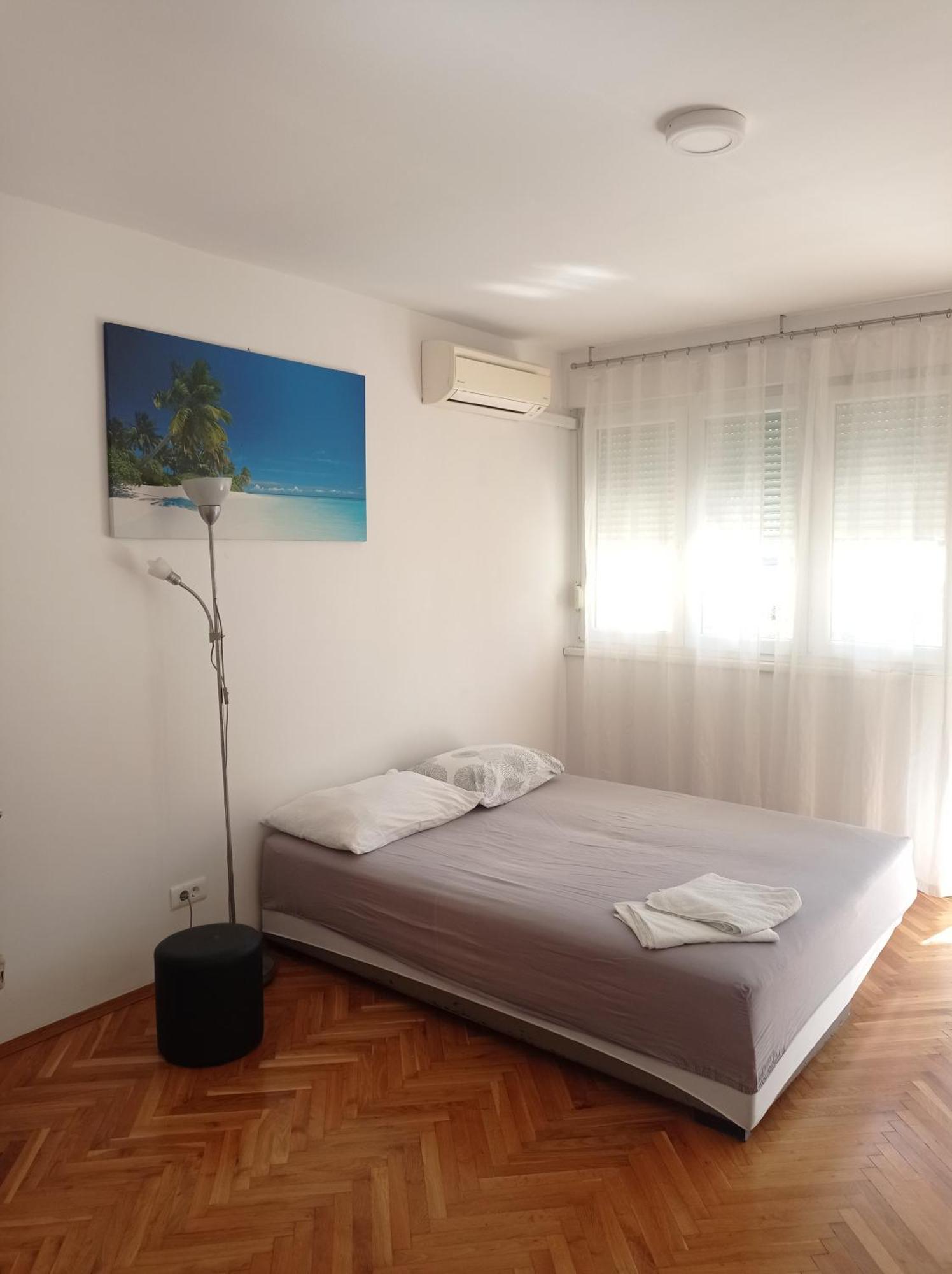 Pretty Big Double Bed Room With Balcony Split Dış mekan fotoğraf